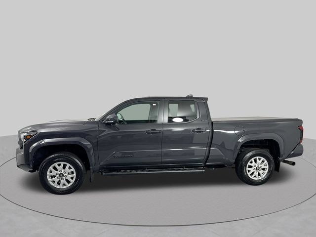 Used 2024 Toyota Tacoma SR5 AWD/4WD image 28