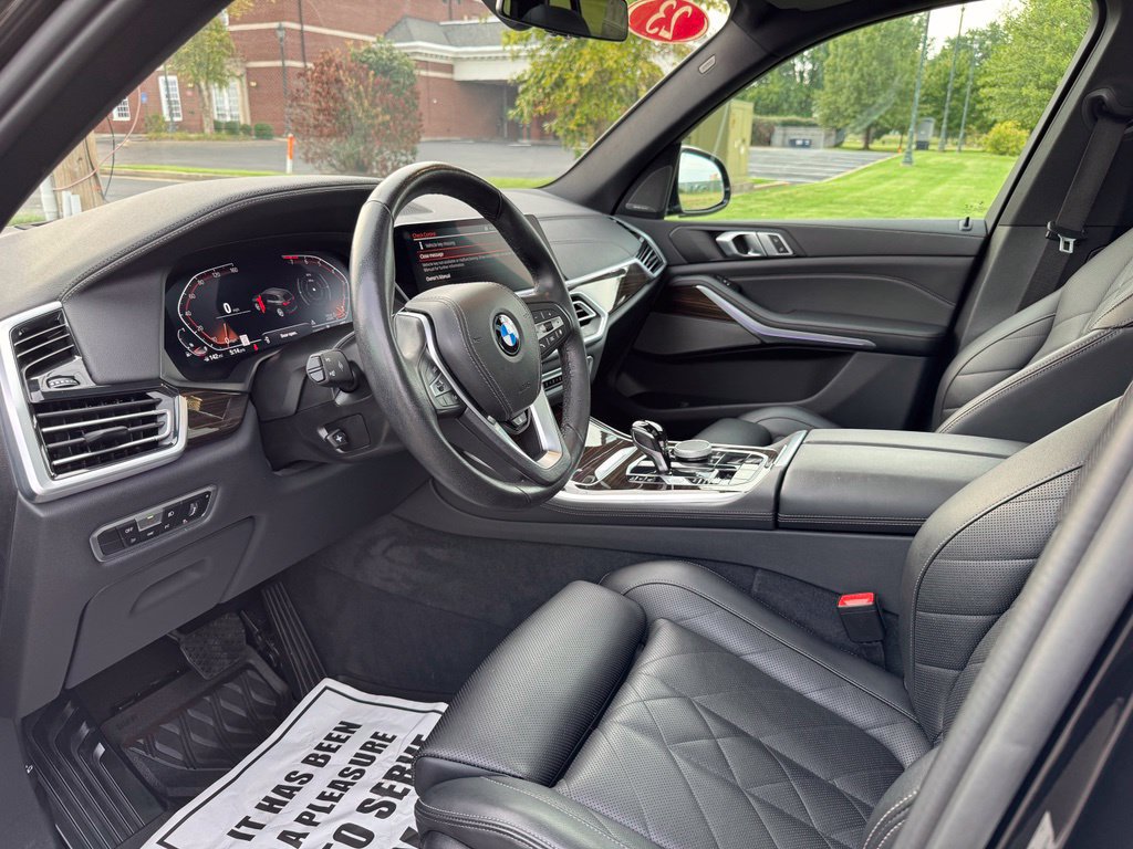 Used 2023 BMW X5 xDrive40i w/ Premium Package AWD/4WD image 12