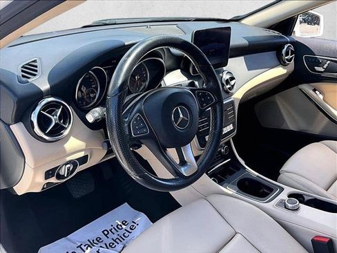 Used 2020 Mercedes-Benz GLA 250 image 14
