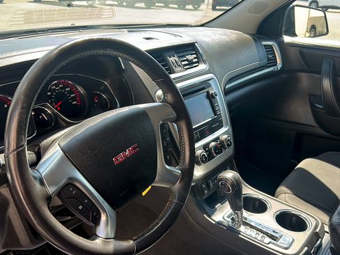 Used 2015 GMC Acadia SLE FWD image 9