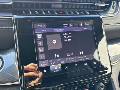 Certified 2023 Jeep Grand Cherokee Altitude AWD/4WD image 19