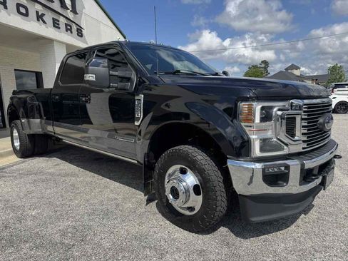Used 2022 Ford F350 Lariat w/ Lariat Ultimate Package AWD/4WD image 5