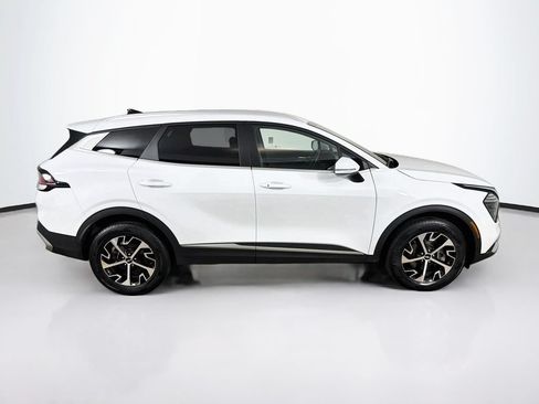Used 2024 Kia Sportage EX AWD/4WD image 4