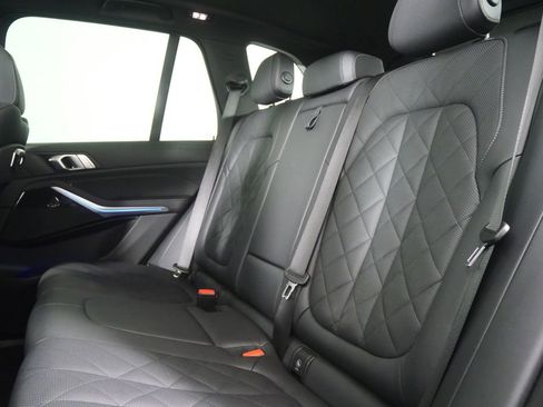 Certified 2025 BMW X5 sDrive40i w/ M Sport Package image 16