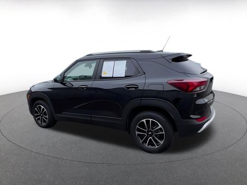 Used 2025 Chevrolet TrailBlazer LT image 10