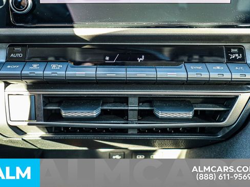 Used 2025 Toyota Camry LE image 37