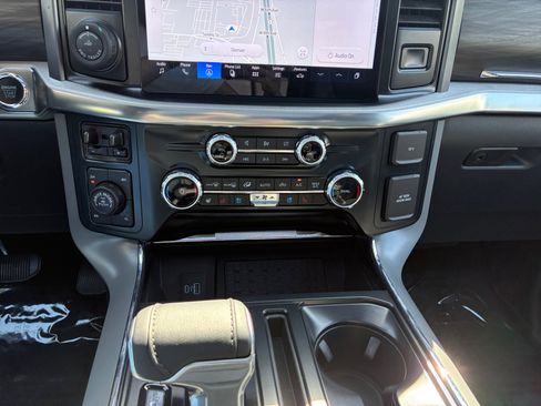Used 2024 Ford F150 Lariat w/ FX4 Off-Road Package AWD/4WD image 31