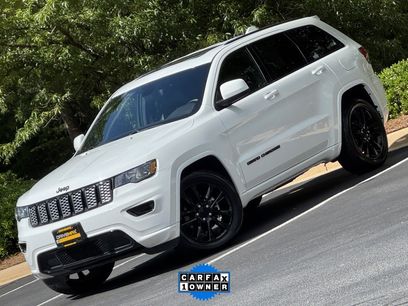 Used 2020 Jeep Grand Cherokee Altitude