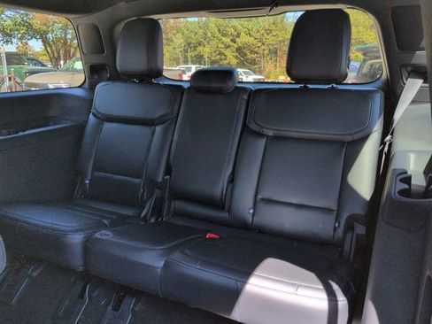 New 2025 Ford Expedition Platinum w/ Stealth Performance Package image 13