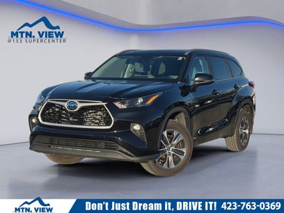 Used 2023 Toyota Highlander XLE