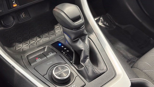 Used 2025 Toyota RAV4 XLE w/ Convenience Package AWD/4WD image 44