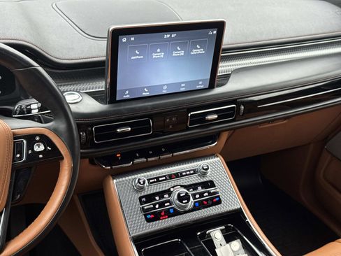 Used 2020 Lincoln Aviator Black Label w/ Dynamic Handling Package AWD/4WD image 3