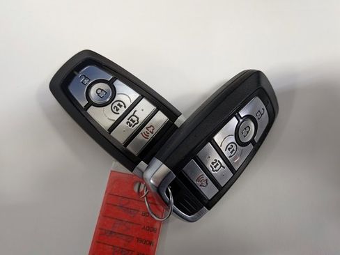 Used 2022 Ford Escape SE w/ Convenience Package image 35