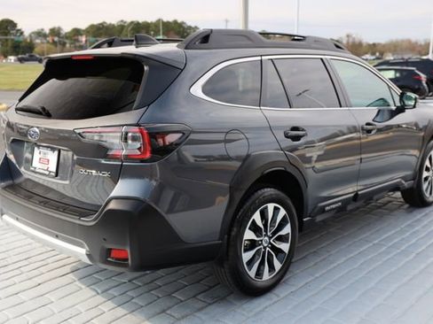 Certified 2023 Subaru Outback Limited image 5
