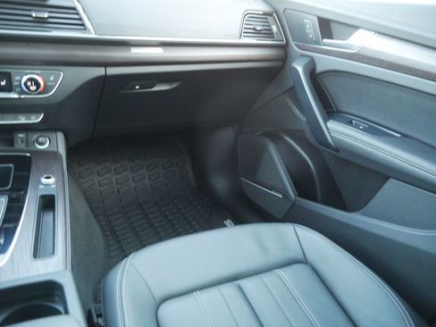 Used 2023 Audi Q5 2.0T Premium Plus w/ Premium Plus Package image 36