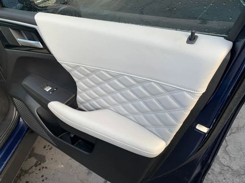 Used 2024 Mitsubishi Outlander SEL AWD/4WD image 27