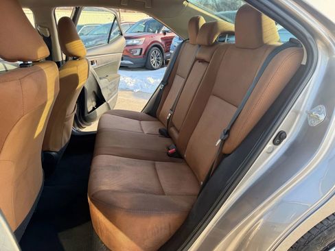 Used 2015 Toyota Corolla LE image 14