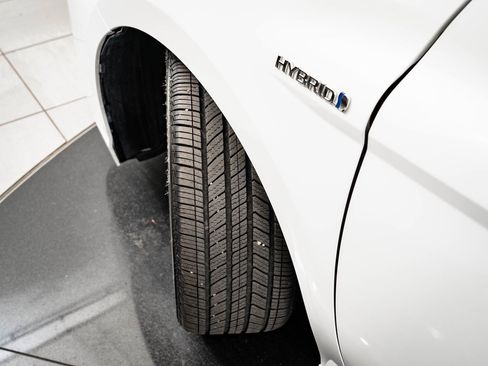 Used 2018 Toyota Camry SE image 46