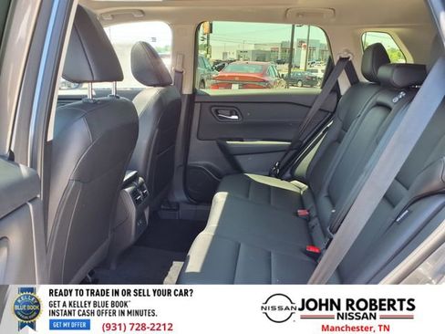 New 2026 Nissan Rogue SV FWD image 9