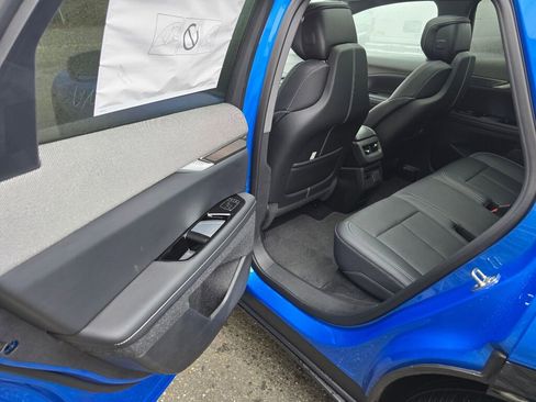 New 2026 Cadillac Optiq Luxury 2 image 15