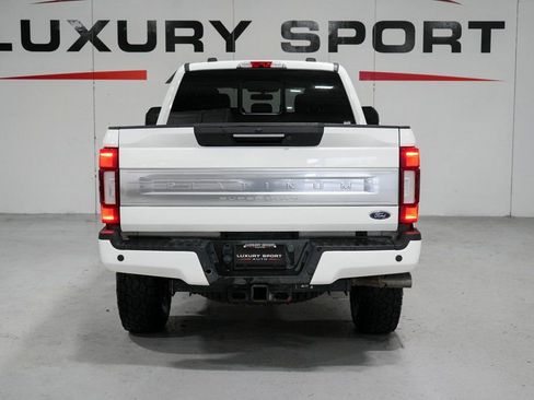 Used 2020 Ford F350 Platinum w/ Tremor Off-Road Package image 4