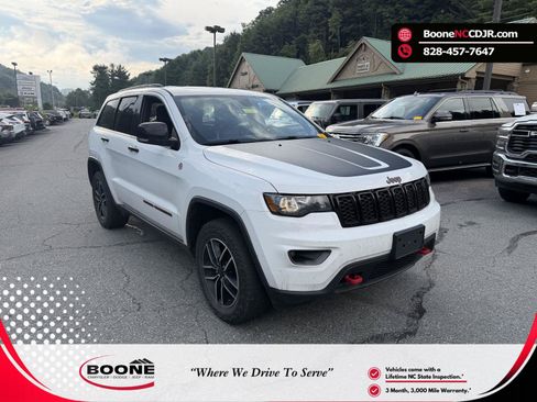 Used 2020 Jeep Grand Cherokee Trailhawk AWD/4WD image 1