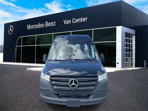 New 2025 Mercedes-Benz Sprinter 2500 image 7