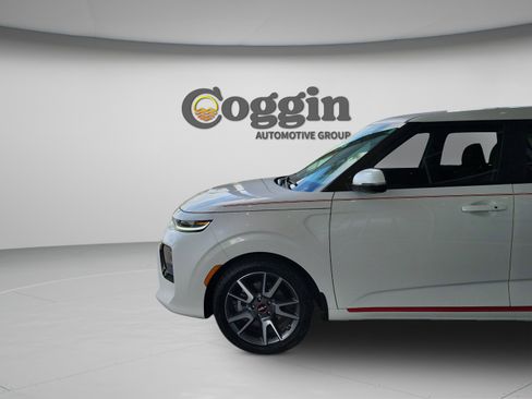 Used 2022 Kia Soul Turbo image 30
