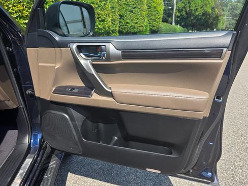 Used 2021 Lexus GX 460 Premium image 35