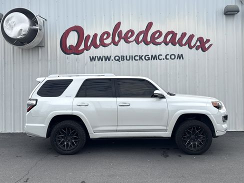 Used 2017 Toyota 4Runner Limited image 12