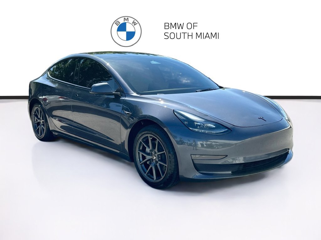 Used 2023 Tesla Model 3 Standard Range RWD image 1