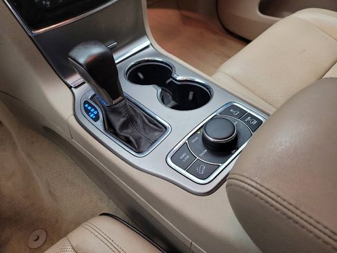 Used 2021 Jeep Grand Cherokee Overland image 26