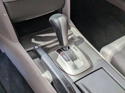 Used 2012 Honda Accord LX image 12