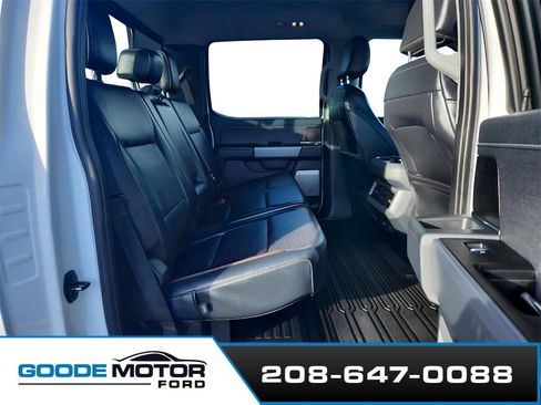 Certified 2023 Ford F250 Lariat w/ Chrome Package image 27