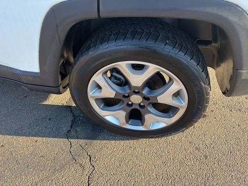 Used 2020 Jeep Compass Limited image 27