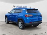 Used 2022 Jeep Compass Latitude w/ Convenience Group image 3