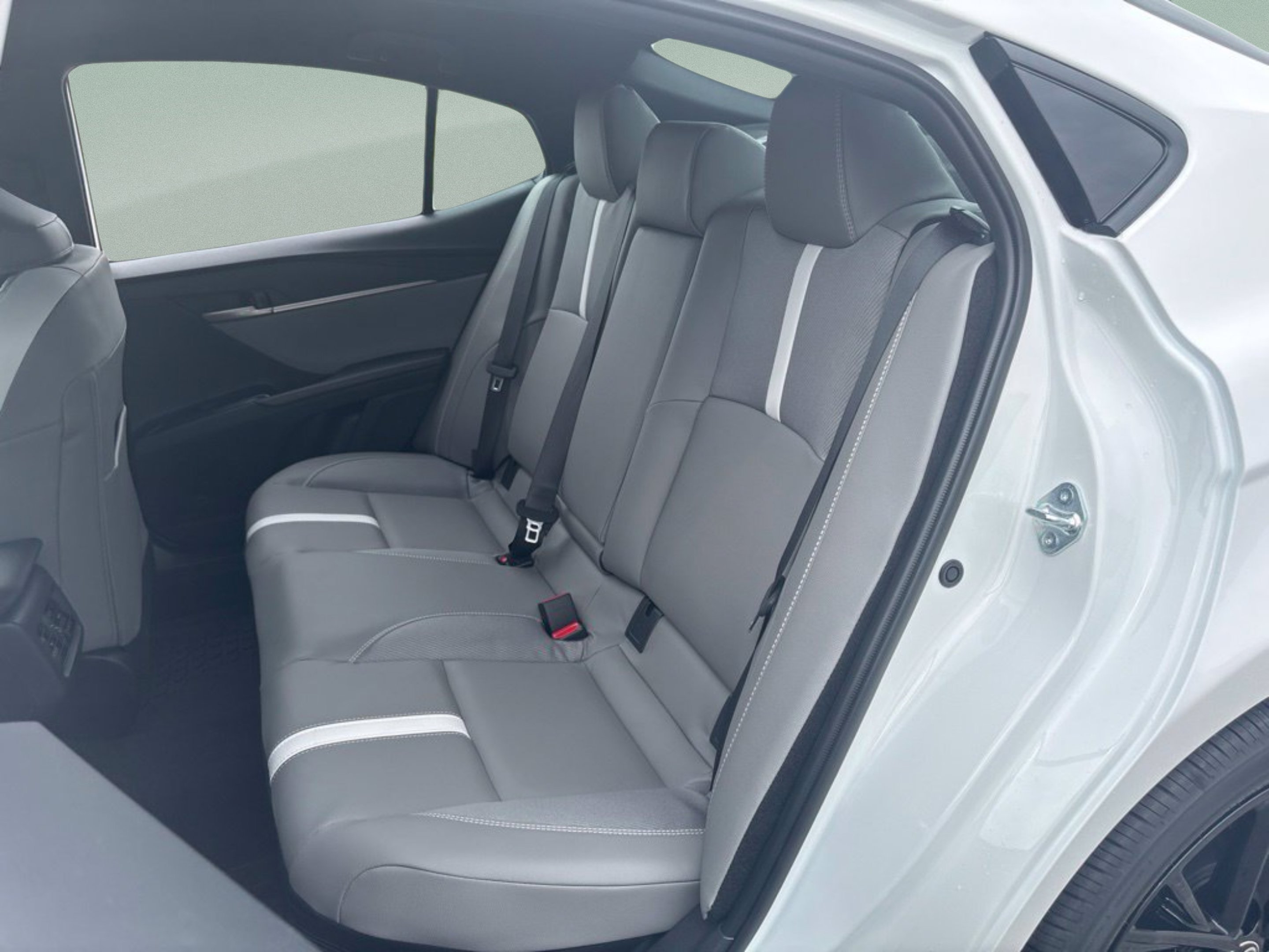 New 2026 Toyota Camry SE FWD image 18