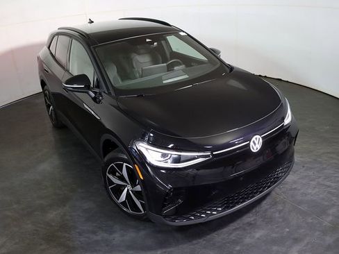 Used 2023 Volkswagen ID.4 Pro S image 7