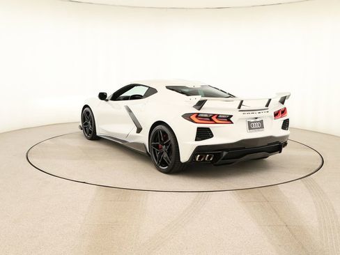 Used 2021 Chevrolet Corvette Stingray Preferred Cpe w/ Z51 Performance Package image 4