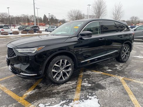 Used 2023 Acura MDX SH-AWD w/ Technology Package image 2