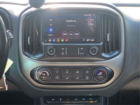 Used 2020 Chevrolet Colorado Z71 AWD/4WD image 5