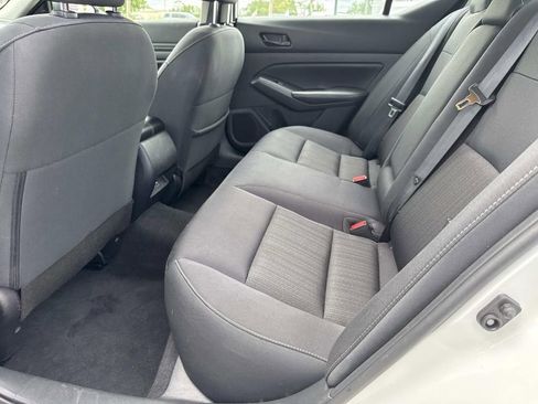 Used 2025 Nissan Altima 2.5 SV FWD image 13