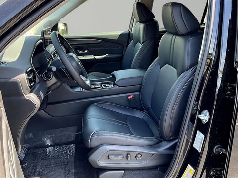 New 2026 Honda Pilot Touring image 17