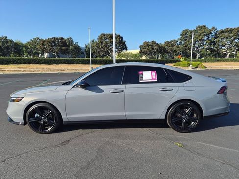 Used 2024 Honda Accord Sport image 9