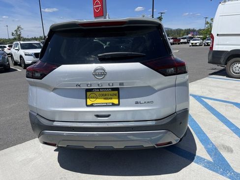Certified 2022 Nissan Rogue SL w/ SL Premium Package image 8