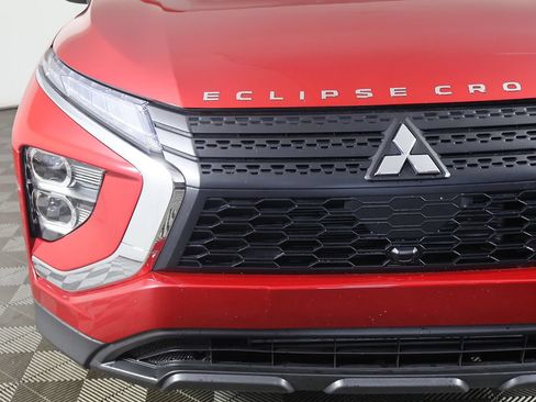 Used 2024 Mitsubishi Eclipse Cross ES AWD/4WD image 10