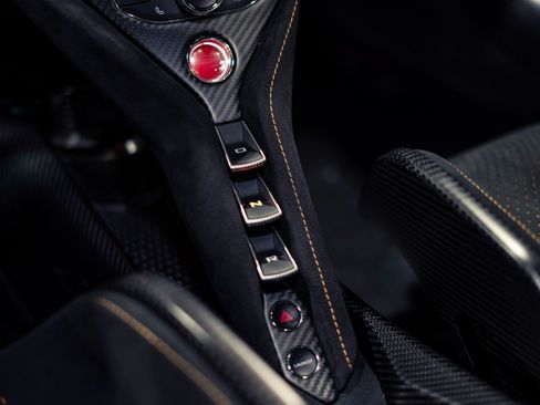 Used 2021 McLaren 765LT RWD image 22