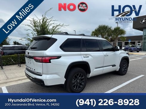 Used 2025 Toyota Sequoia Platinum AWD/4WD image 6