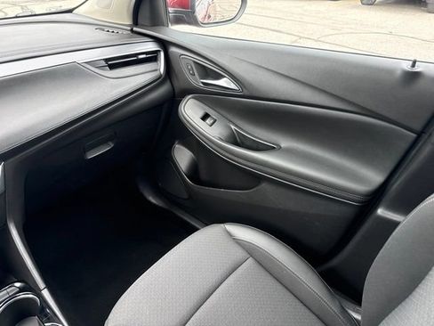 Used 2024 Buick Encore GX Preferred FWD image 21
