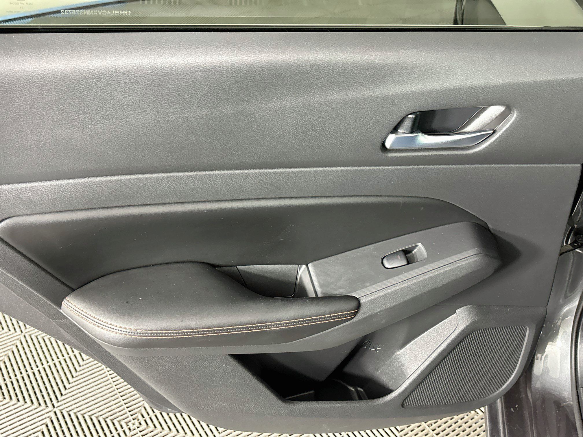 Used 2021 Nissan Altima 2.5 SR w/ SR Premium Package FWD image 24